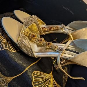 Gilded Gold Sandals! Laundry